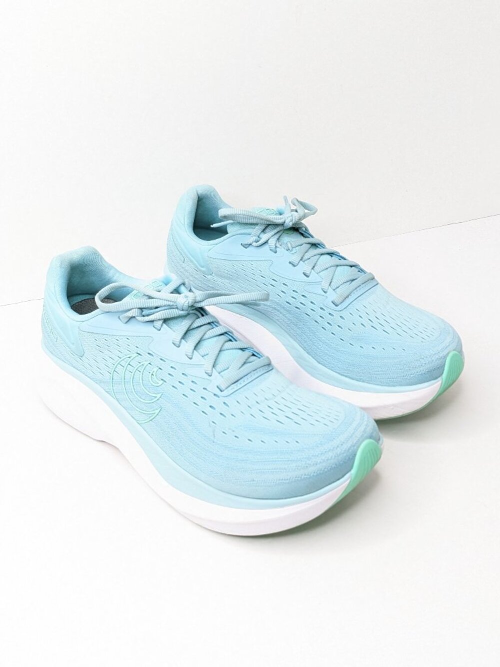 Topo Atmos 2 Running Shoes Agua Mint Womens 8.5